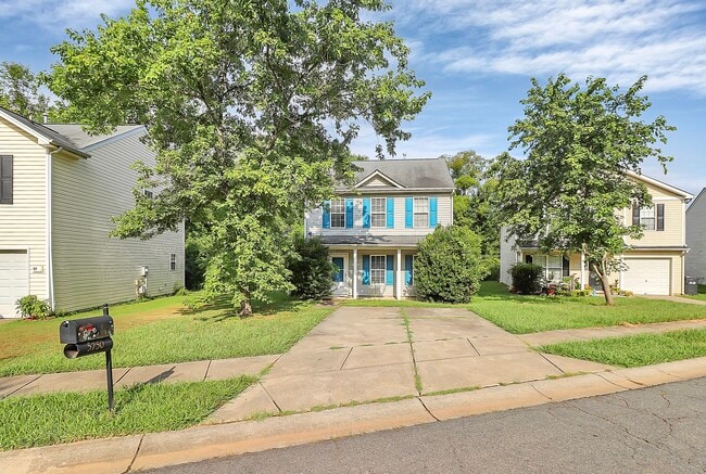 Building Photo - 5750 Laborde Ave