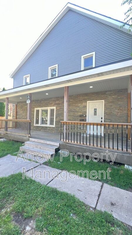 Building Photo - 1535 S 22nd St