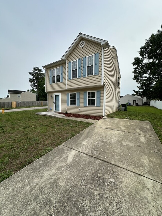 Primary Photo - 3120 Slippery Elm Dr
