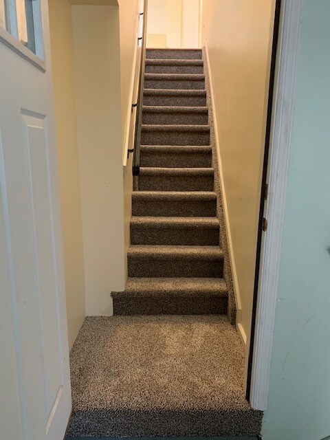 This is a second floor apt - 118 Brighton Way