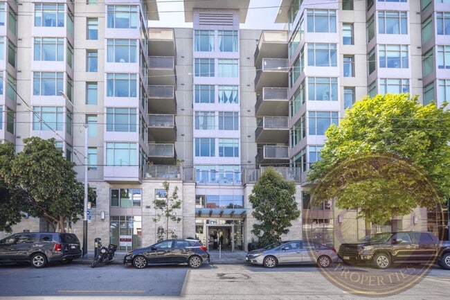 Building Photo - Hayes Valley - 2 BR, 2 BA Condo 947 Sq. Ft...