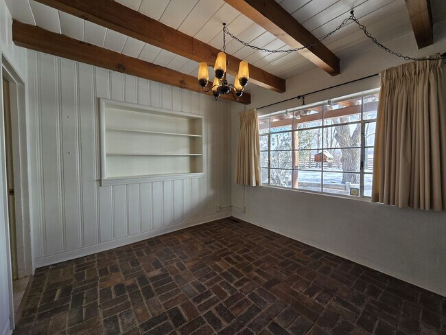 Building Photo - 27633 W Frontage Rd