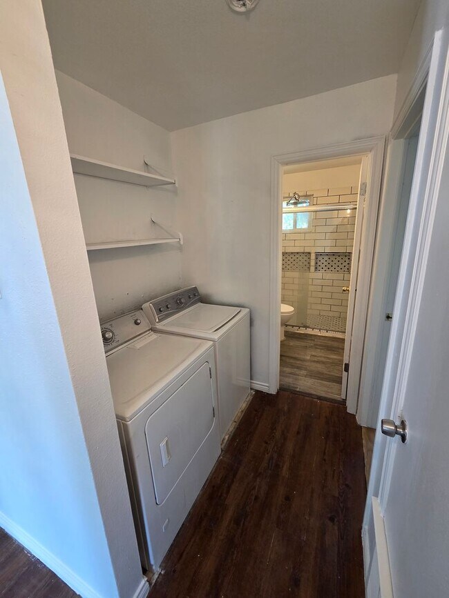 Building Photo - Nice 3 bedroom 1 bath for rent