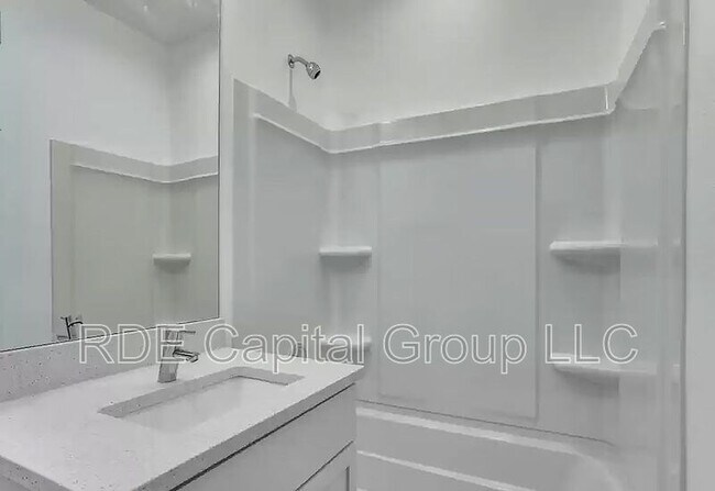 Building Photo - 3275 Dallas St