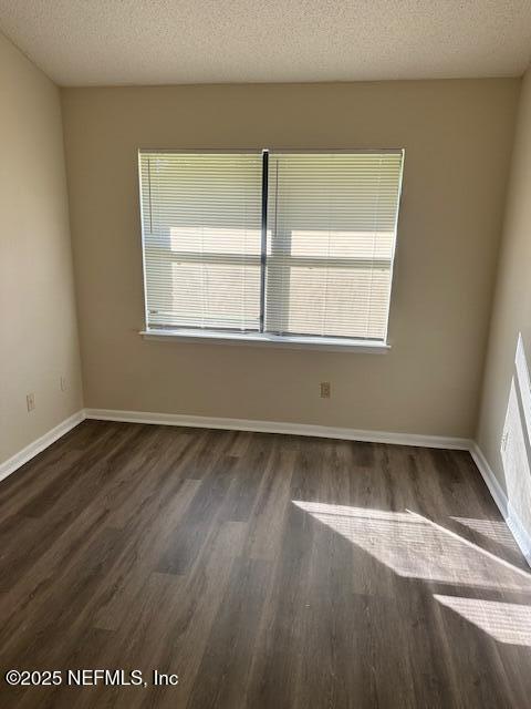 Building Photo - 1693 Dogwood Cir