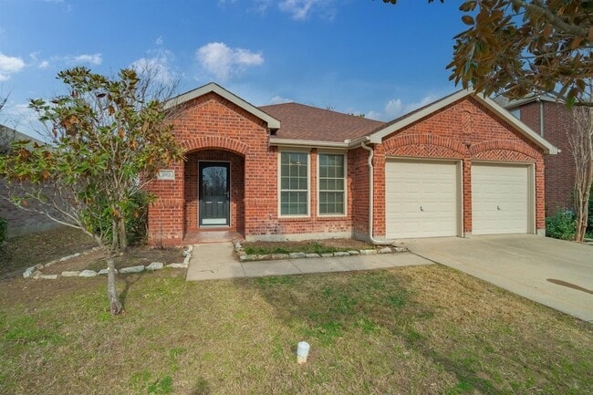 Building Photo - 202 Starlight Dr