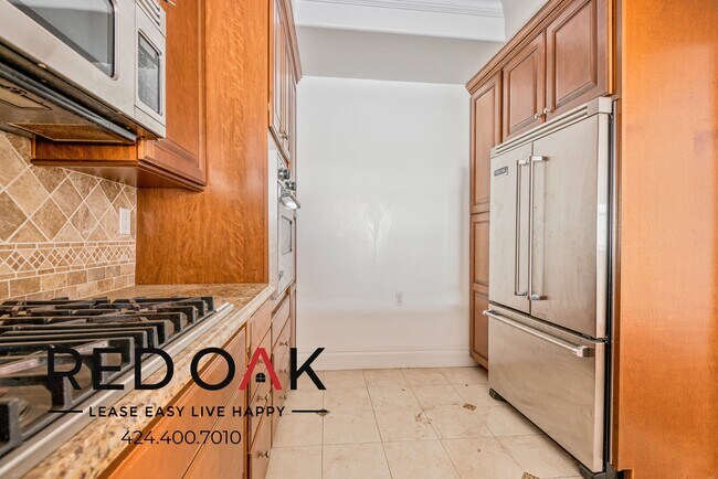 Building Photo - 10640 Woodbridge St