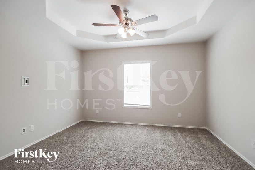 Building Photo - 511 Topsail Way