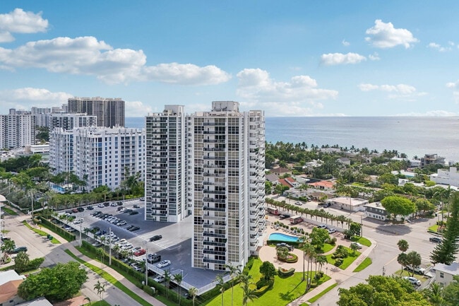 Building Photo - 2701 N Ocean Blvd