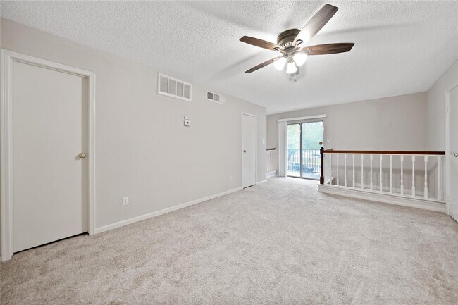 Building Photo - 2120 El Paseo St