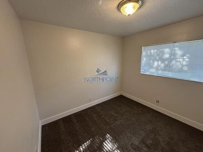 Building Photo - Beautiful 3 beds 2 baths in Orem