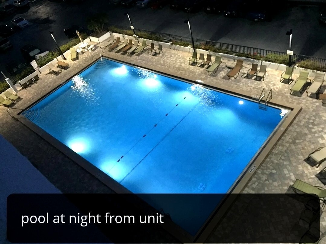 Building Photo - 400 E Colonial Dr