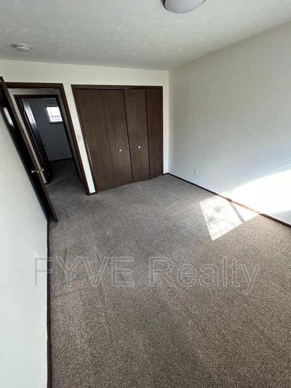 Building Photo - 5590 Barton Rd