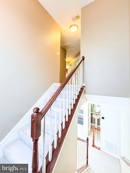 Building Photo - 12328 Rollys Ave