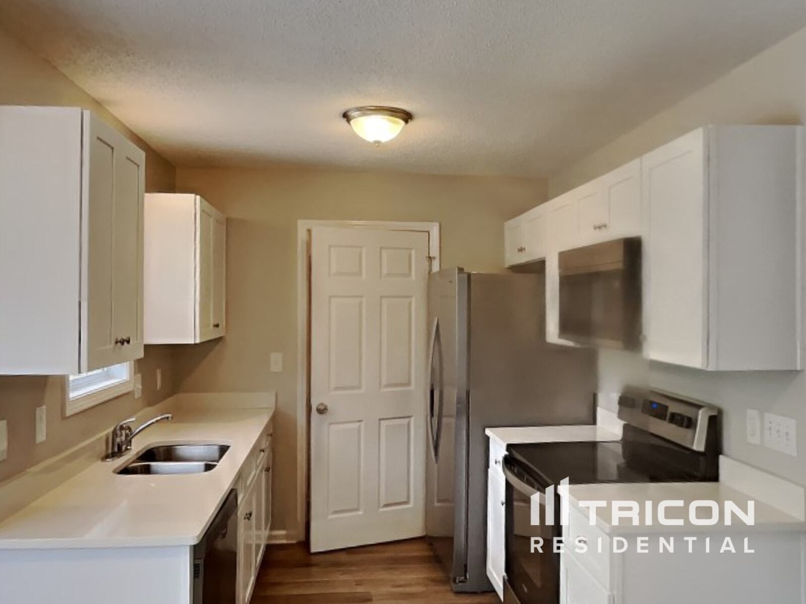 Building Photo - 2432 Egret Dr