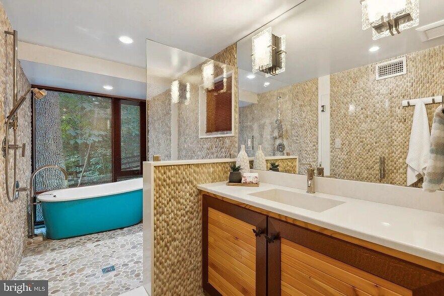 Building Photo - 11540 Springridge Rd