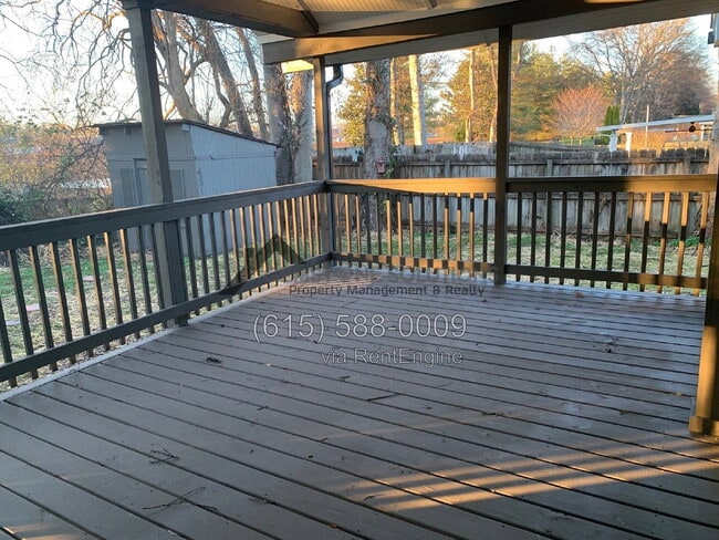 Building Photo - 217 Oxford Dr
