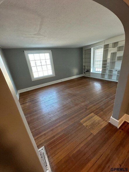 Building Photo - 1859 Front St