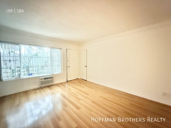 Building Photo - 1432 N Fairfax Ave