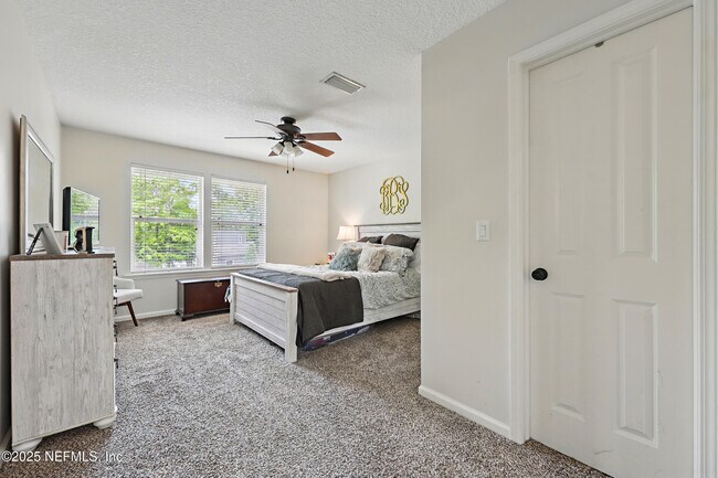 Building Photo - 12818 Micanopy Ln