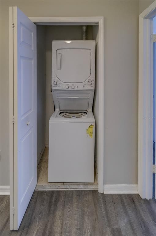 Building Photo - 8531 Trail Wind Dr