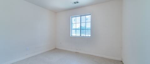 Building Photo - 730 Pine Ave