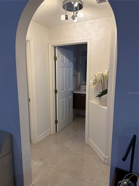 Building Photo - 314 Regency St