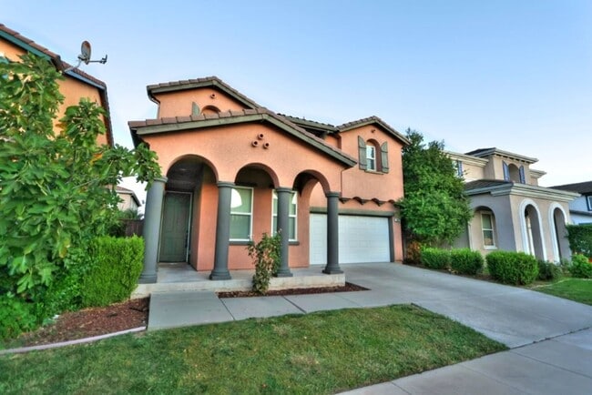 Building Photo - Beautiful 4 Bed 3 full bath Natomas Home!!