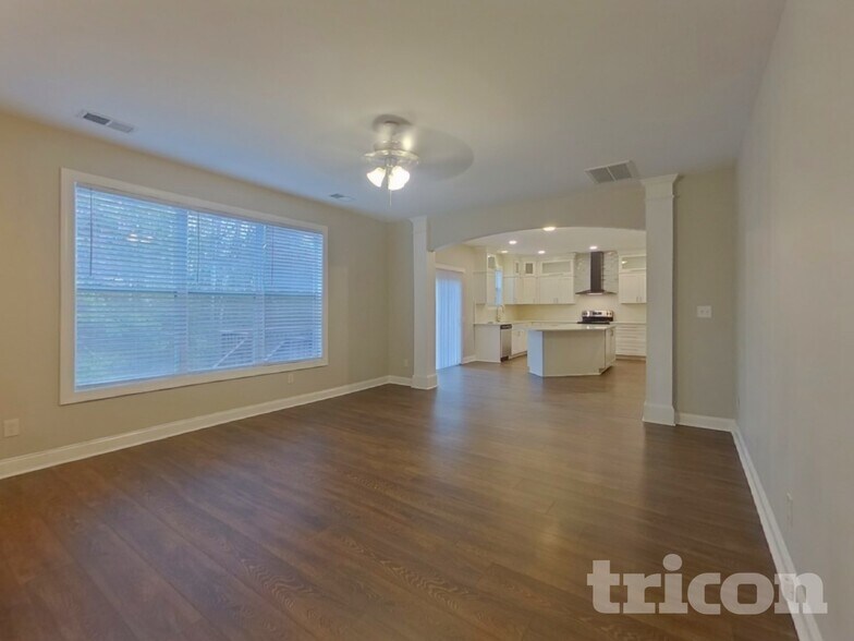 Building Photo - 428 Castlebury Ct