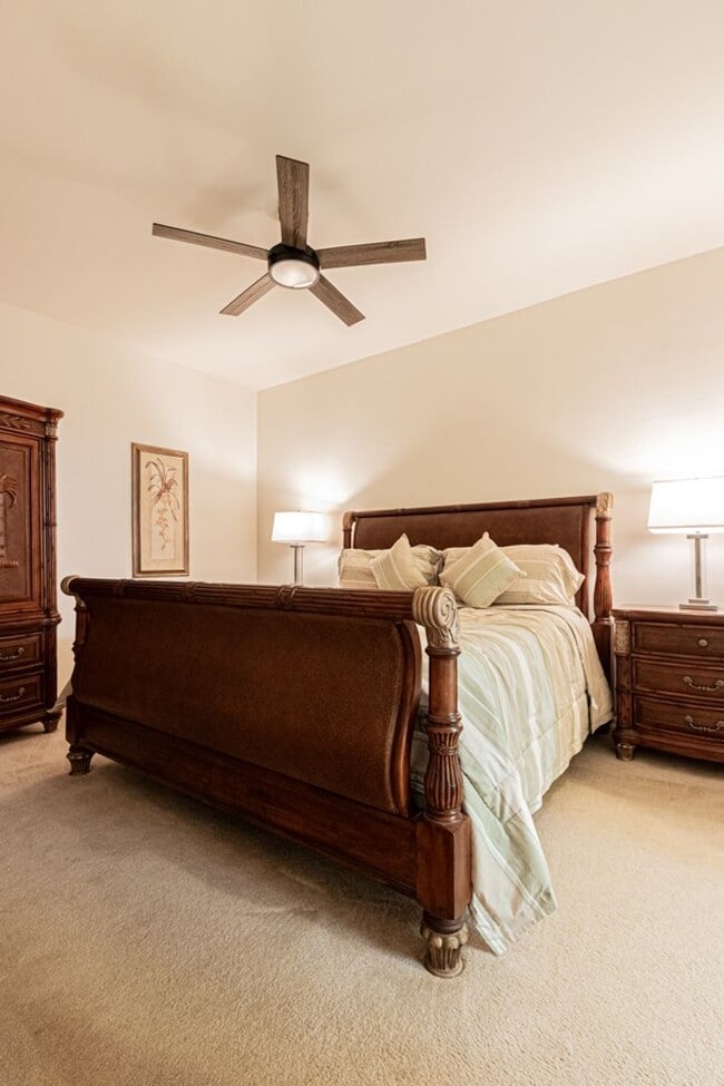 Building Photo - Fully Furnished Seasonal Condo Rental At Golf & Country Club