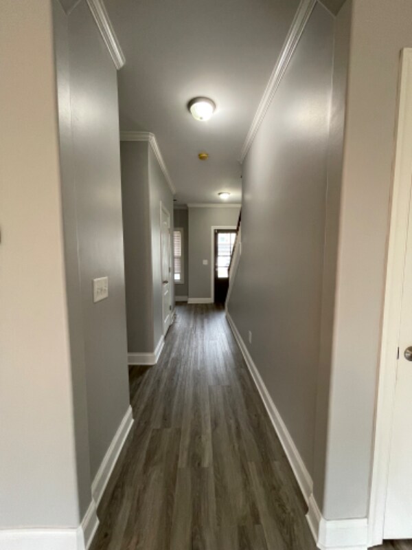 Building Photo - 205 Birdie Ct