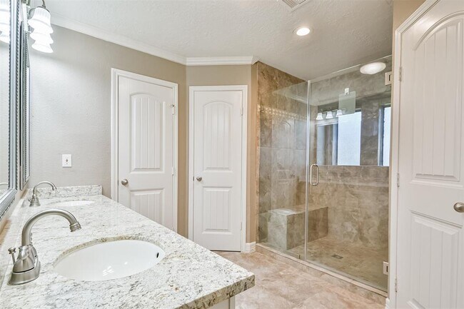 Building Photo - 4703 Ironwood Dr