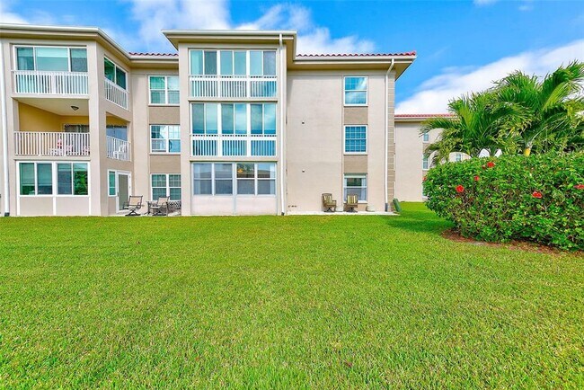 Building Photo - 10215 Regal Dr