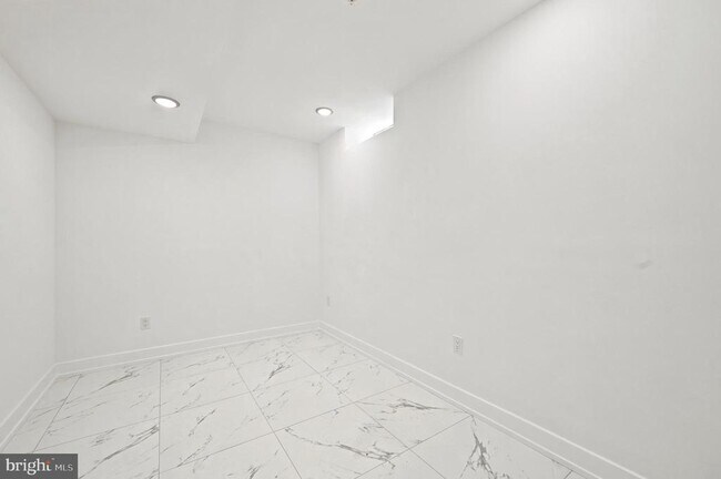 Building Photo - 1514 S 22nd St