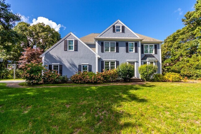 Primary Photo - 24 Longshank Cir