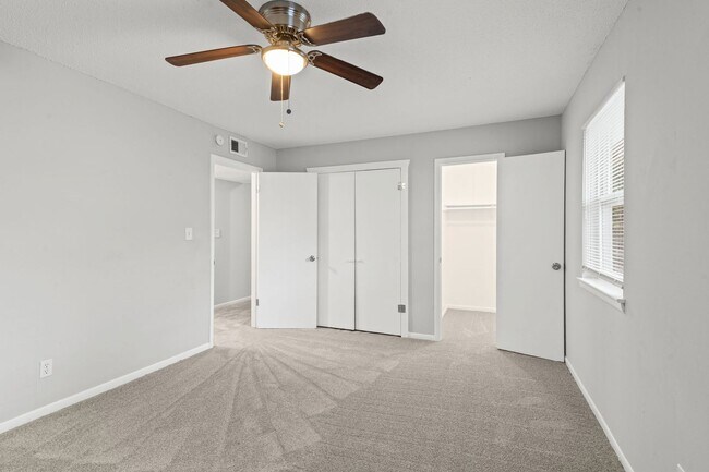 Building Photo - 2444 N 38th St