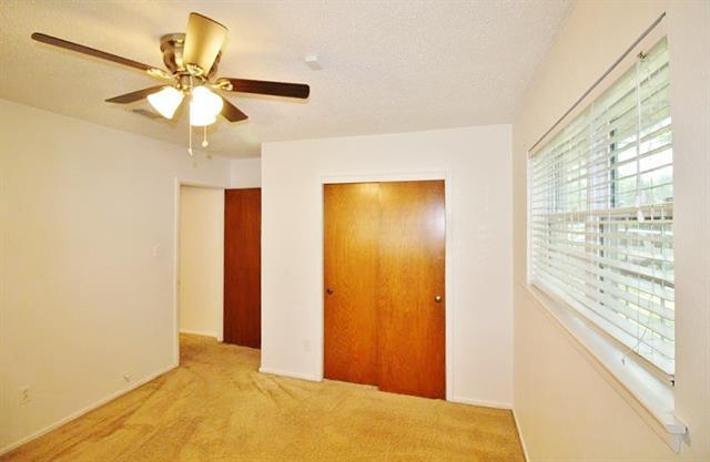 Building Photo - 1217 Lyric Dr