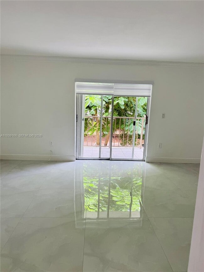 Building Photo - 6961 SW 129th Ave