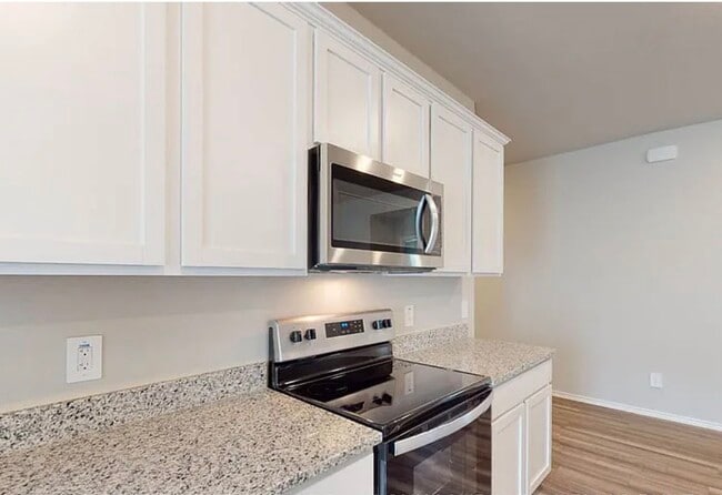 Building Photo - 10201 Altair Dr