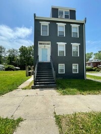 Building Photo - 300 E Spring St