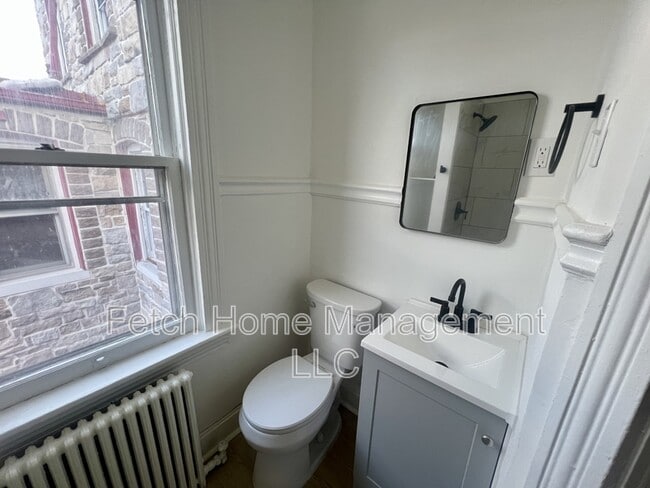 Building Photo - 312 N Reservoir St