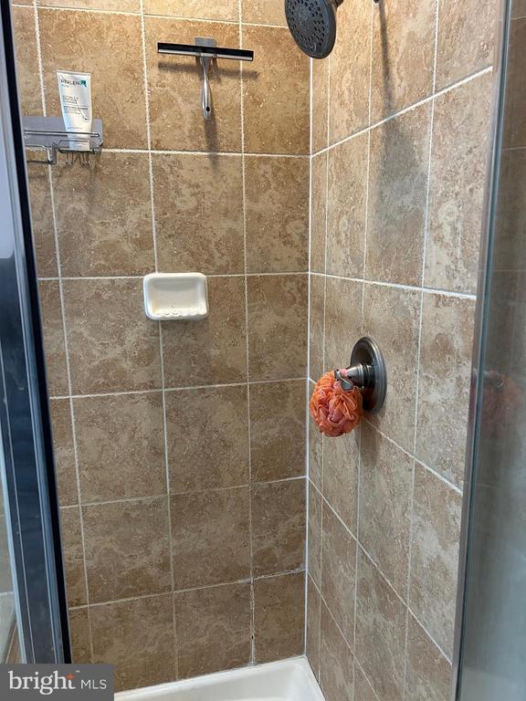 Building Photo - 11912 Benton Lake Rd