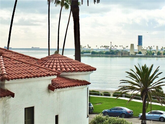 Building Photo - 2601 E Ocean Blvd
