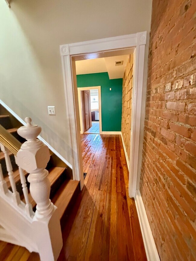 Building Photo - Historic Charm Meets Modern Comfort in Charles Village