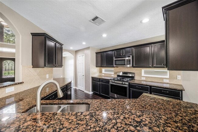 Building Photo - 8615 Gander Bayshore Ln