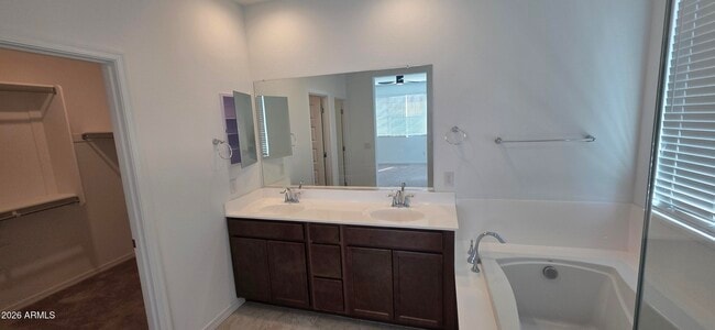 Building Photo - 14759 W Soft Wind Dr