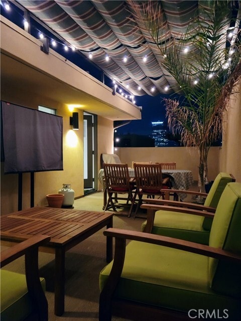 Building Photo - 10714 Bloomfield St