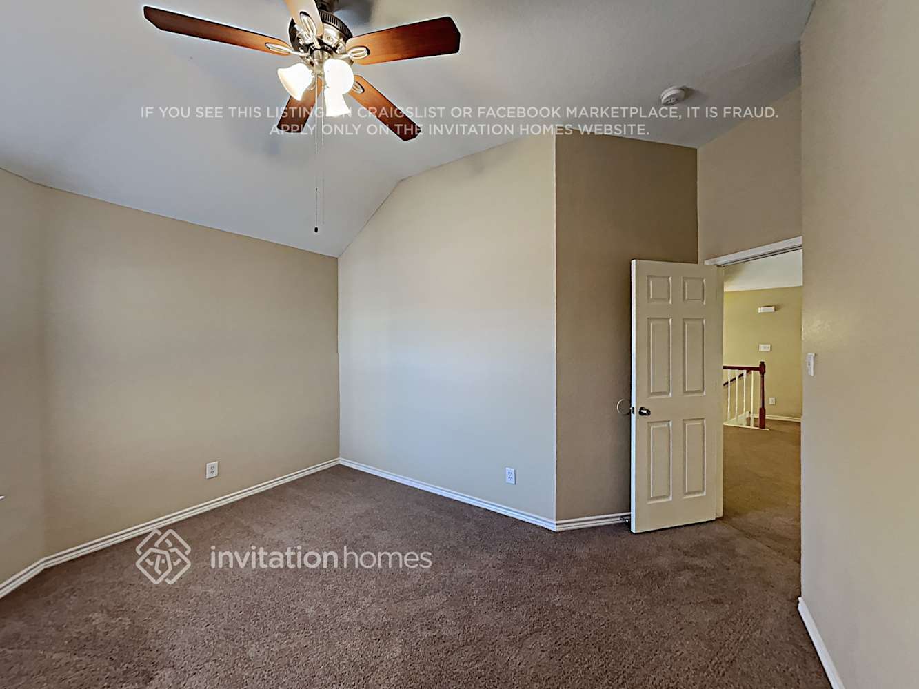 Building Photo - 2 Devon Ct