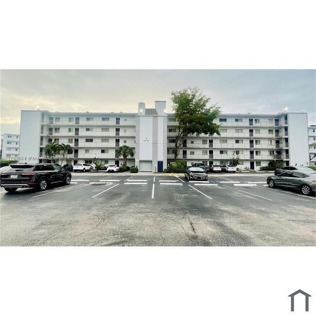 Building Photo - 2 bedroom in Miramar FL 33025