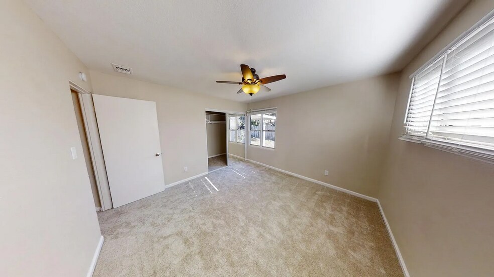 Building Photo - 6165 Mary Lane Dr